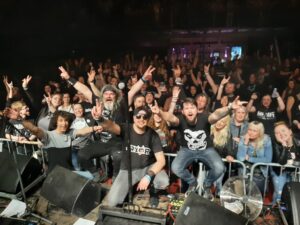 Přečtete si více ze článku 22.03.2023 BIKERS RADIO DOUPE 20:00 hod živé vysílání se skupinou PRYOR. Na ucho www.bikersradiodoupe.cz na oko FB stránka BIKERS RADIO DOUPE